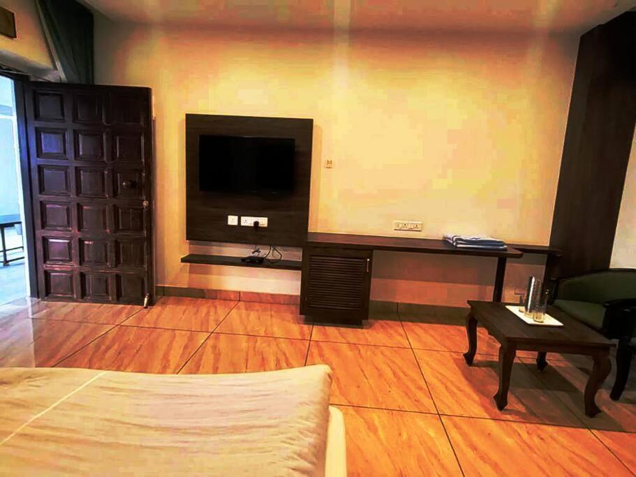 7Bhk Hill Villa Маунт-Абу Экстерьер фото